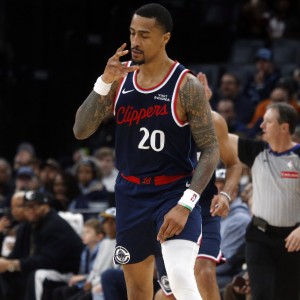 快船110-138惨败公牛 球员评价：柯林斯满分，4人及格，7人低迷